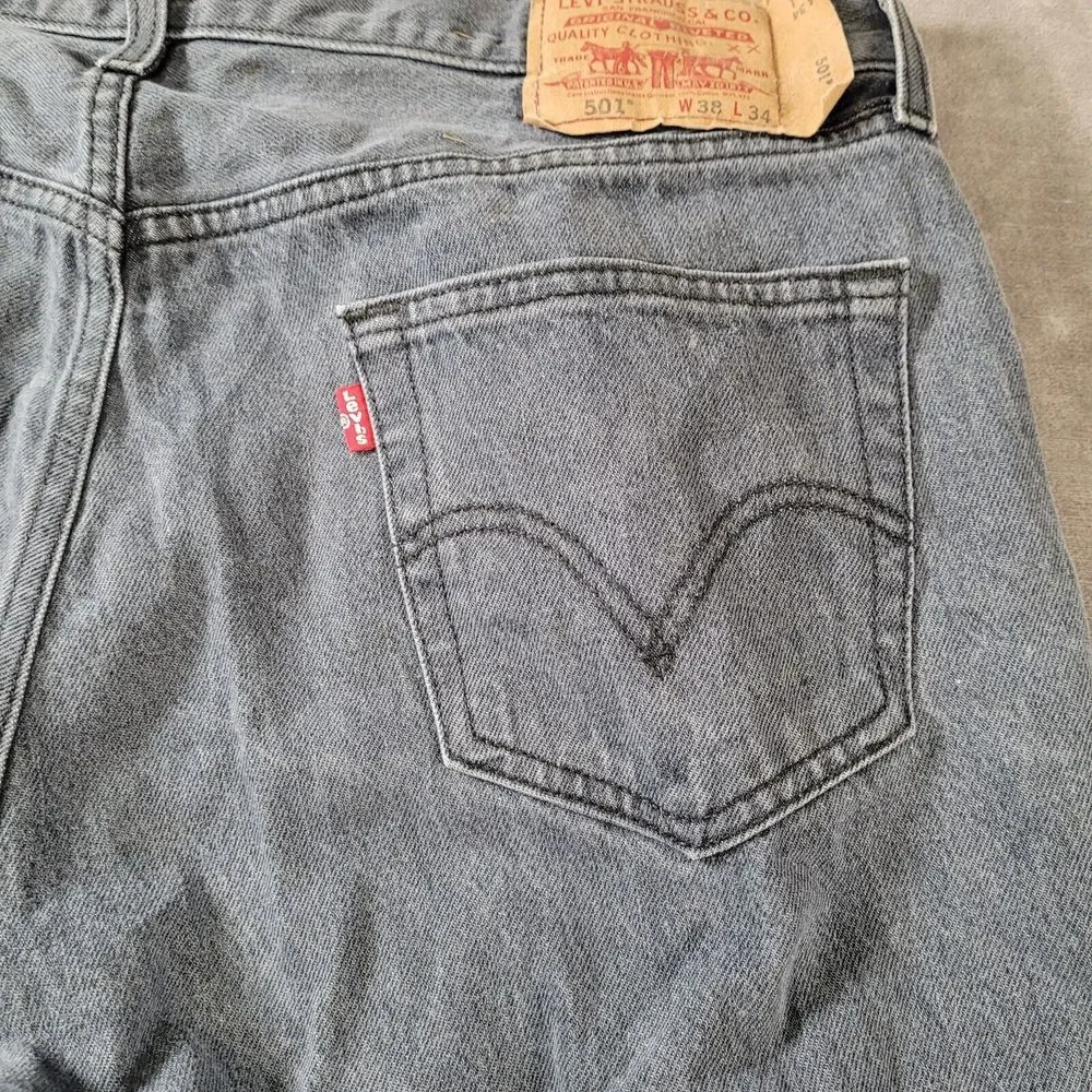 Levi's 501 Faded Black Mens Jeans‎ Grunge Skater Rocker Actual Size 34 x 26